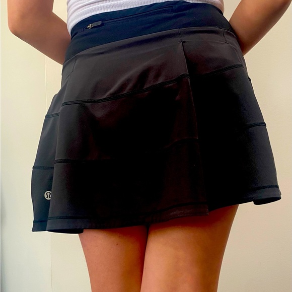 Lulu lemon ladie tight short tennis skirt - Picture 2 of 2